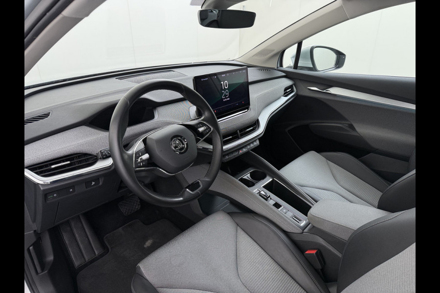 Škoda ENYAQ iV 60 SOH 91% Apple Carplay Android Auto Navi Ecc Pdc Keyless-go Lmv 20" Isofix Lane Assist Bluetooth Mirrolink Led Rijstrooksensor 1e Eigenaar Dealeronderhouden Origineel Nederlandse Auto