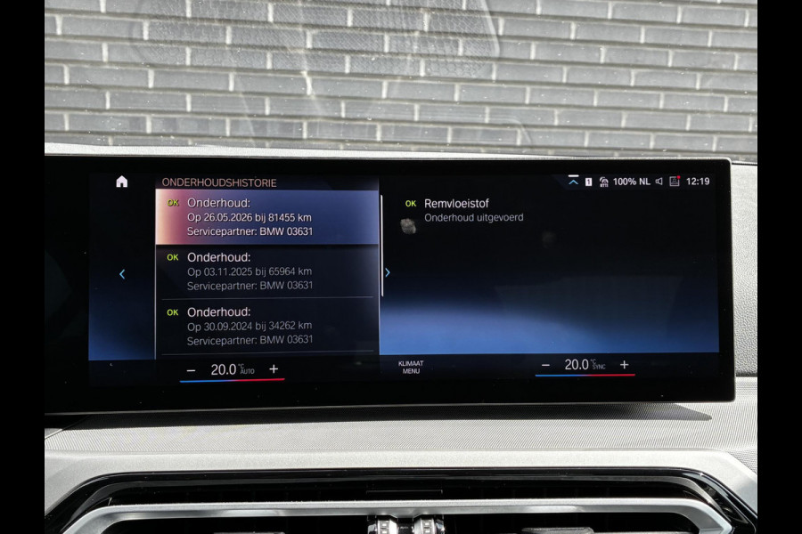 BMW 3 Serie Sedan 318i Automaat / Stoelverwarming / Parkeersensoren achter / Navigatiesysteem / Active Guard Plus / Shadow Line / Live Cockpit Plus / Cruise Control / DAB / Connected Package Professional