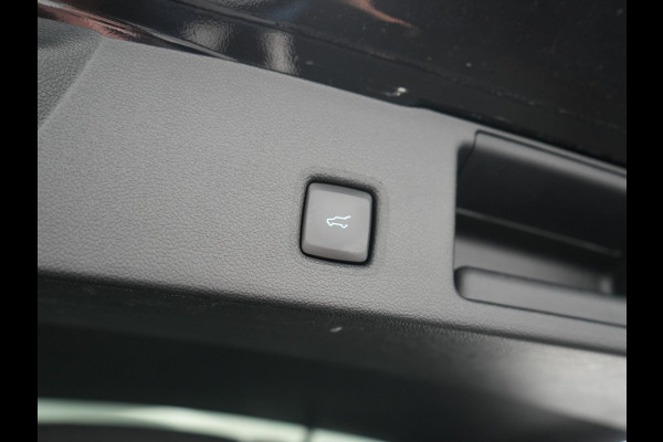 Ford Kuga 2.5 Titanium X PHEV 225pk Dealer O.H. | Trekhaak Afn. | Panodak | Adaptive Cruise | Head Up | 360 Camera | Bang & Olufsen | Keyless | Blis | Apple Carplay | Navigatie | DAB | Plug In Hybrid |