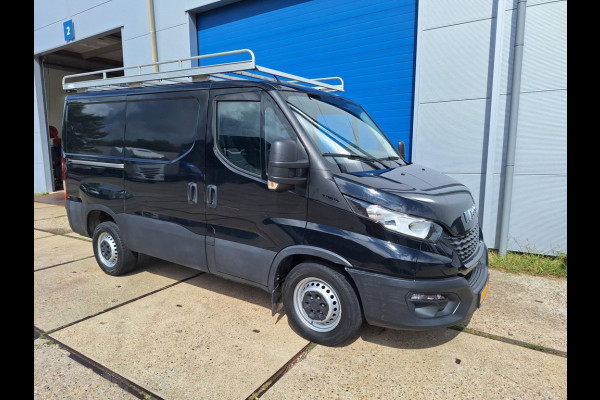 Iveco 35S16 L1 H1 laag dak - Imperiaal - Trekhaak - 2x Schuifdeur