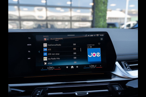 BMW 2 Serie Active Tourer 218i M-Sport | Pano | H/K Sound | Memory | BTW