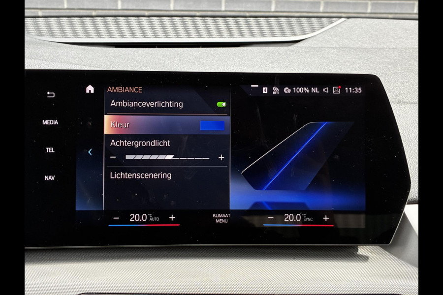 BMW 2 Serie Active Tourer 220i Automaat / Live Cockpit Professional / Navigatiesysteem / Cruise Control / Leder / Achteruitrijcamera / DAB / Parkeersensoren voor + achter / LED / Climate Control