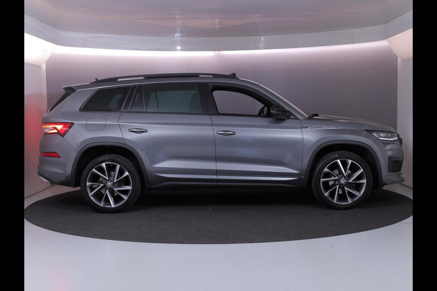 Škoda Kodiaq 1.5 TSI Sportline Business 150pk DSG | Panoramadak | Lederen bekleding | Navigatiesysteem | Voorstoelen verwarmd | Lichtmetalen velgen 20" | Travel-pakket | Apple Carplay/Android Auto