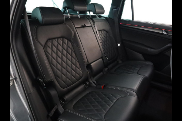 Škoda Kodiaq 1.5 TSI Sportline Business 150pk DSG | Panoramadak | Lederen bekleding | Navigatiesysteem | Voorstoelen verwarmd | Lichtmetalen velgen 20" | Travel-pakket | Apple Carplay/Android Auto