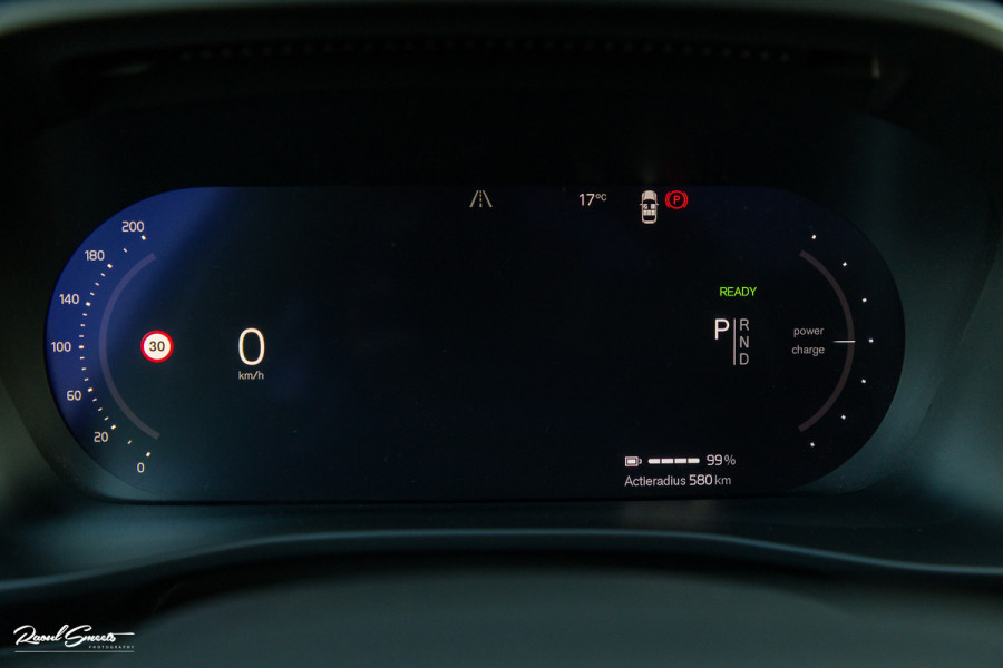 Volvo XC40 Single Motor Extended Range Ultimate 82 kWh | Panorama dak | Adaptieve cruise | Memory | Blis | Harman Kardon |