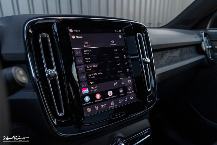 Volvo XC40 Single Motor Extended Range Ultimate 82 kWh | Panorama dak | Adaptieve cruise | Memory | Blis | Harman Kardon |