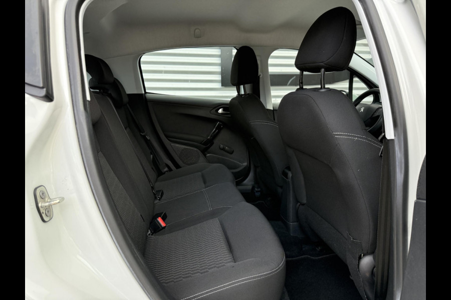 Peugeot 208 1.2 PureTech Blue Lion 2e Eigenaar|Navi|Carplay|Airco|Cruise|PDC|N.A.P|APK tot 05-2027