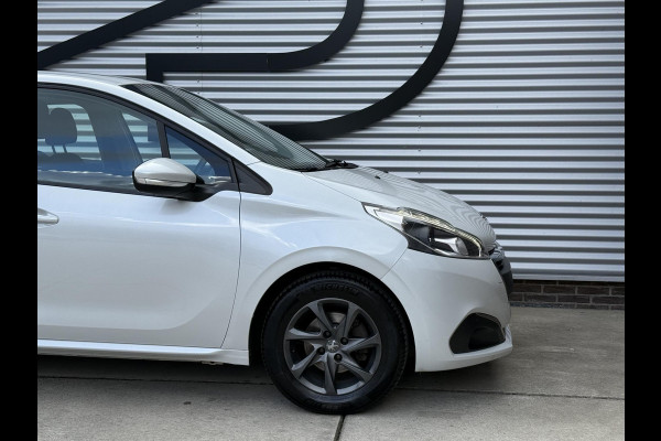 Peugeot 208 1.2 PureTech Blue Lion 2e Eigenaar|Navi|Carplay|Airco|Cruise|PDC|N.A.P|APK tot 05-2027