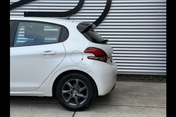 Peugeot 208 1.2 PureTech Blue Lion 2e Eigenaar|Navi|Carplay|Airco|Cruise|PDC|N.A.P|APK tot 05-2027