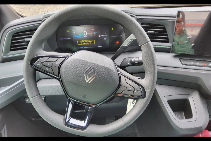 Renault Master E-TECH 87 KWH FWD EL - 4 TON'S CHASSIS / B RIJBEWIJS - WIELBASIS 4.22 METER