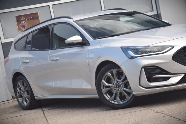 Ford FOCUS Wagon 1.0 EcoBoost Hybrid ST Line