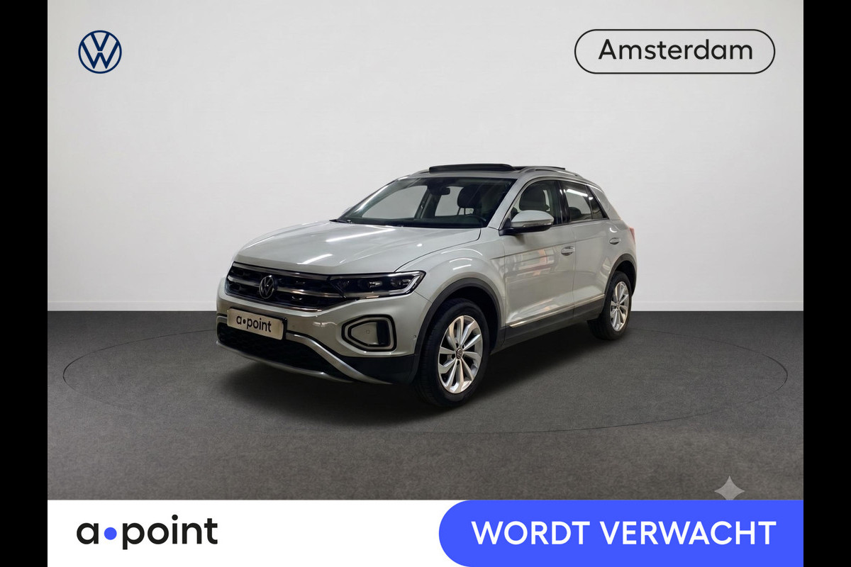 Volkswagen T-Roc 1.5 TSI Style 150 pk Automaat (DSG) | Navigatie via App | Panoramadak | Trekhaak (afneembaar) | Parkeersensoren (Park assist) | Achteruitrijcamera | Keyless pakket |