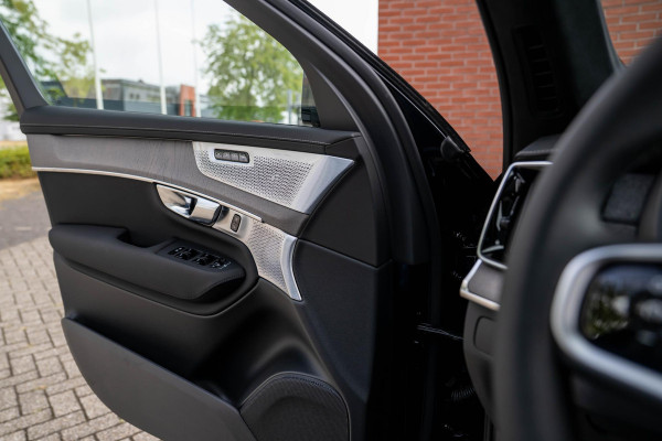 Volvo XC90 2.0 T8 Plug-in hybrid AWD Ultra Dark Alle Opties