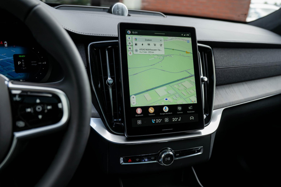 Volvo XC90 2.0 T8 Plug-in hybrid AWD Ultra Dark Alle Opties