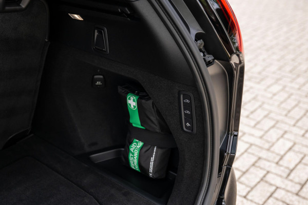 Volvo XC90 2.0 T8 Plug-in hybrid AWD Ultra Dark Alle Opties