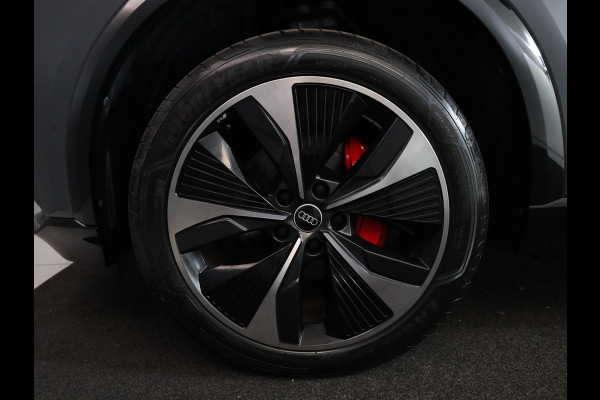 Audi Q6 e-tron S edition quattro 100 kWh | Private lease vanaf €1334 | 385pk | Panoramadak |  Luchtvering | B&O Audio | Elektisch verstelbare voorstoelen | Geheugen bestuurderstoel | Head up Display