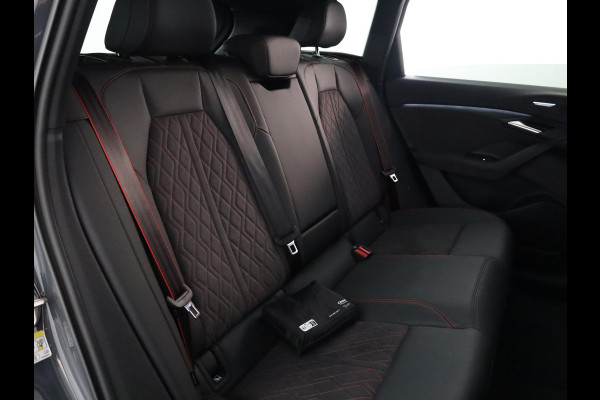 Audi Q6 e-tron S edition quattro 100 kWh | Private lease vanaf €1334 | 385pk | Panoramadak |  Luchtvering | B&O Audio | Elektisch verstelbare voorstoelen | Geheugen bestuurderstoel | Head up Display