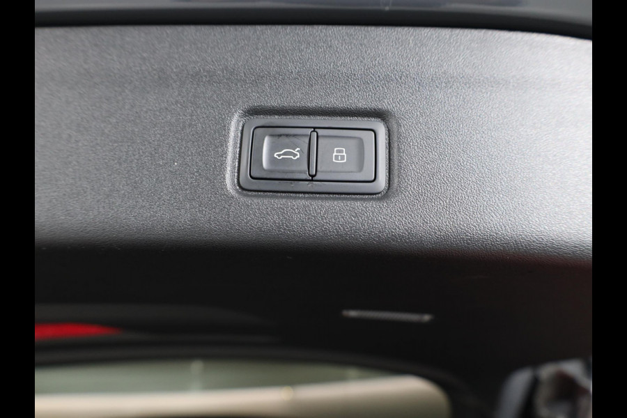 Audi Q6 e-tron S edition quattro 100 kWh | Private lease vanaf €1334 | 385pk | Panoramadak |  Luchtvering | B&O Audio | Elektisch verstelbare voorstoelen | Geheugen bestuurderstoel | Head up Display