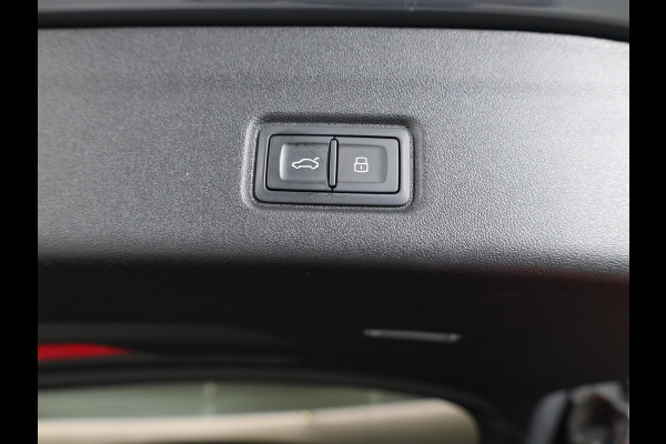 Audi Q6 e-tron S edition quattro 100 kWh | Private lease vanaf €1334 | 385pk | Panoramadak |  Luchtvering | B&O Audio | Elektisch verstelbare voorstoelen | Geheugen bestuurderstoel | Head up Display