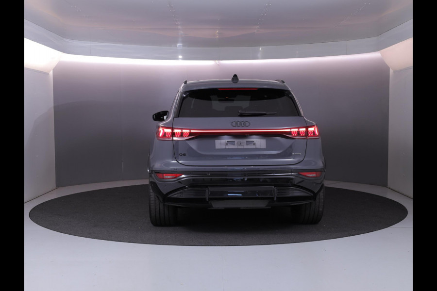 Audi Q6 e-tron S edition quattro 100 kWh | Private lease vanaf €1334 | 385pk | Panoramadak |  Luchtvering | B&O Audio | Elektisch verstelbare voorstoelen | Geheugen bestuurderstoel | Head up Display