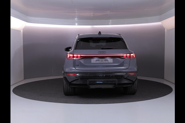 Audi Q6 e-tron S edition quattro 100 kWh | Private lease vanaf €1334 | 385pk | Panoramadak |  Luchtvering | B&O Audio | Elektisch verstelbare voorstoelen | Geheugen bestuurderstoel | Head up Display