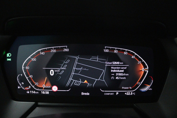BMW 1-serie 118i Introduction Edition M Sport (PANO, M-PAKKET, CAMERA, STUURVERWARMING, SFEERVERLICHTI
