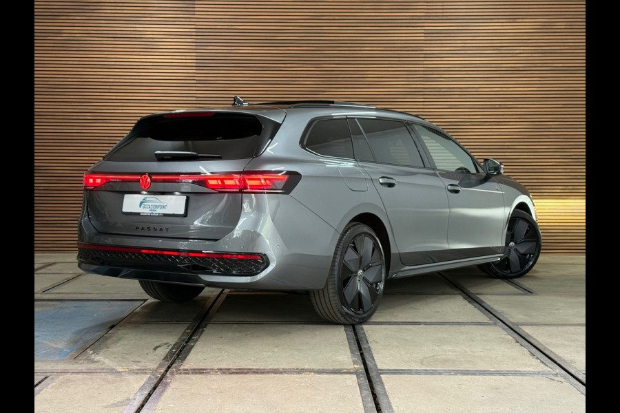 Volkswagen Passat Variant 1.5 eHybrid R-Line Edition|fabr. garantie tot 2030|272PK|Pano|Matrix LED| H&K Sound | Massage | Trekhaak