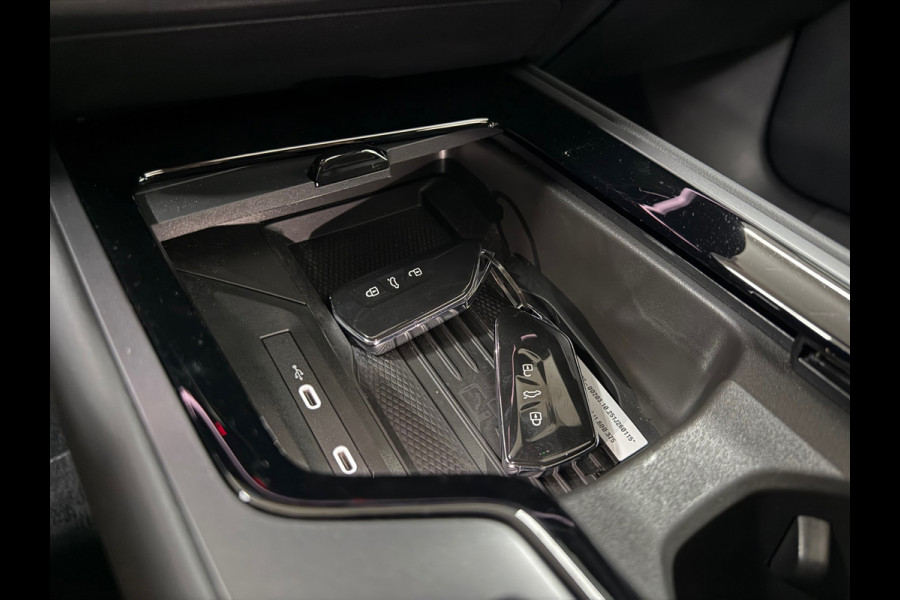 Volkswagen Passat Variant 1.5 eHybrid R-Line Edition|fabr. garantie tot 2030|272PK|Pano|Matrix LED| H&K Sound | Massage | Trekhaak