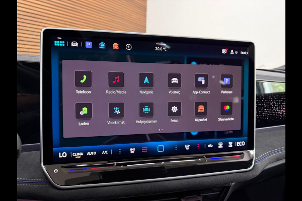 Volkswagen Passat Variant 1.5 eHybrid R-Line Edition|fabr. garantie tot 2030|272PK|Pano|Matrix LED| H&K Sound | Massage | Trekhaak