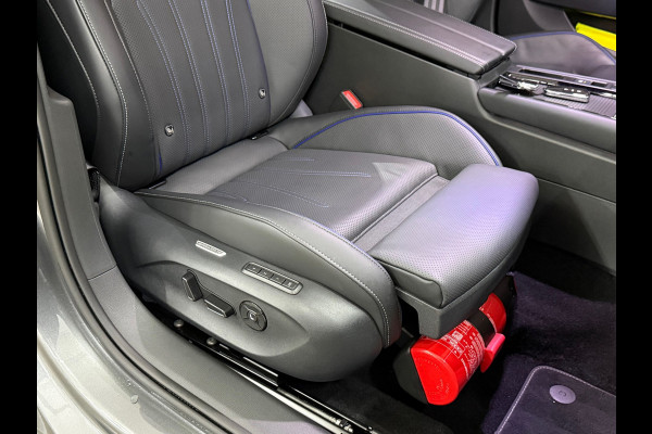 Volkswagen Passat Variant 1.5 eHybrid R-Line Edition|fabr. garantie tot 2030|272PK|Pano|Matrix LED| H&K Sound | Massage | Trekhaak