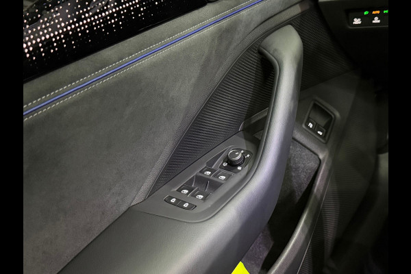 Volkswagen Passat Variant 1.5 eHybrid R-Line Edition|fabr. garantie tot 2030|272PK|Pano|Matrix LED| H&K Sound | Massage | Trekhaak