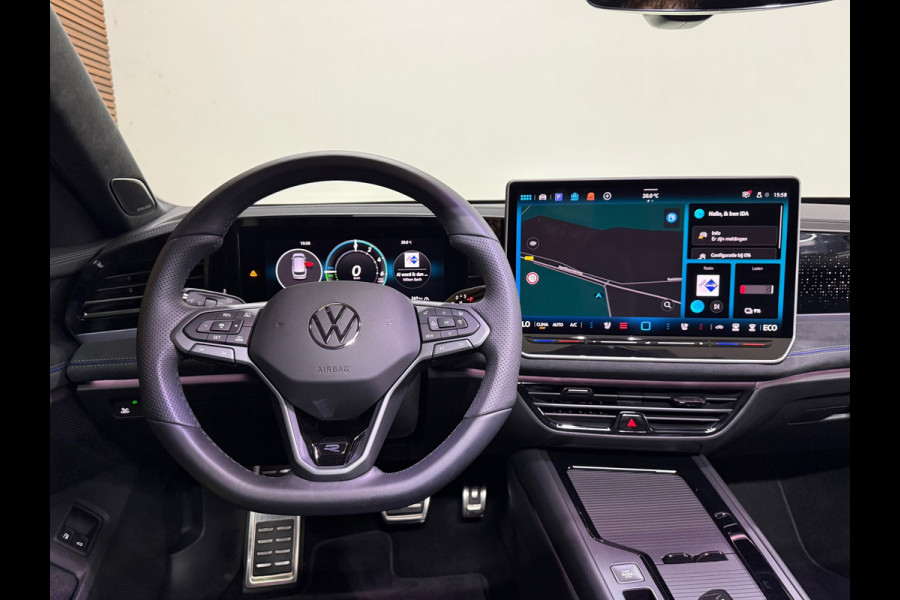 Volkswagen Passat Variant 1.5 eHybrid R-Line Edition|fabr. garantie tot 2030|272PK|Pano|Matrix LED| H&K Sound | Massage | Trekhaak