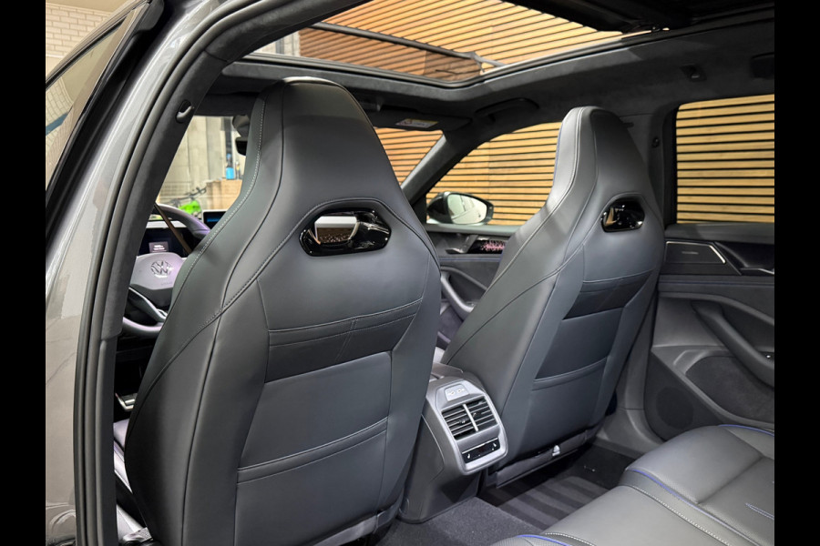 Volkswagen Passat Variant 1.5 eHybrid R-Line Edition|fabr. garantie tot 2030|272PK|Pano|Matrix LED| H&K Sound | Massage | Trekhaak