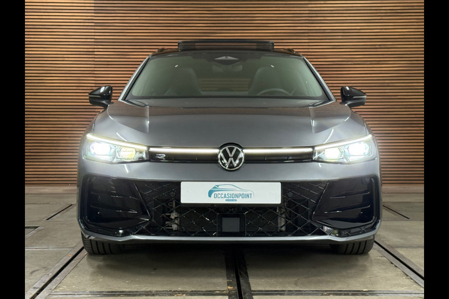 Volkswagen Passat Variant 1.5 eHybrid R-Line Edition|fabr. garantie tot 2030|272PK|Pano|Matrix LED| H&K Sound | Massage | Trekhaak