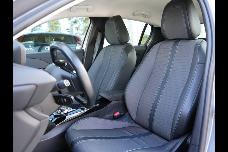 Peugeot e-208 EV Allure Pack 50 kWh | Apple Carplay/Android Auto | Cruise | Achteruitrijcamera |
