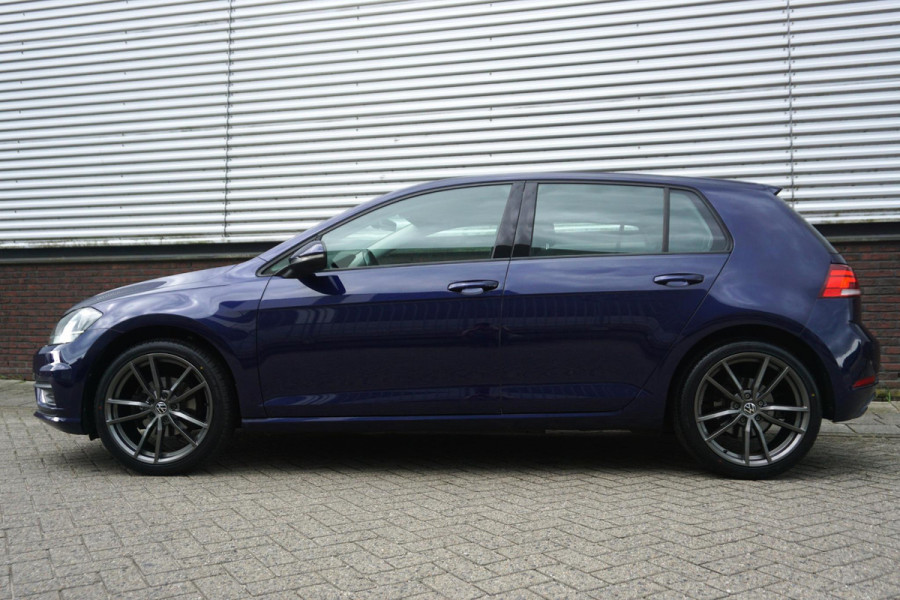 Volkswagen Golf 1.0 TSI 115PK/Camera/18Inch.LMV.Nieuw!/CARPLAY.