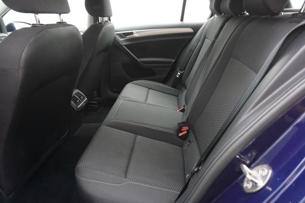 Volkswagen Golf 1.0 TSI 115PK/Camera/18Inch.LMV.Nieuw!/CARPLAY.