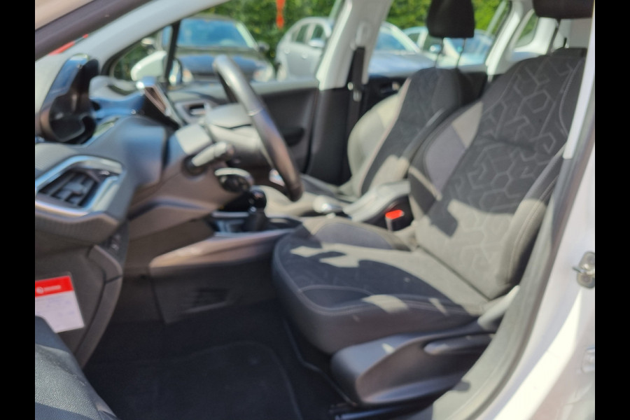 Peugeot 2008 1.2 PureTech Blue Lion ✅NIEUWE APK ✅TREKHAAK