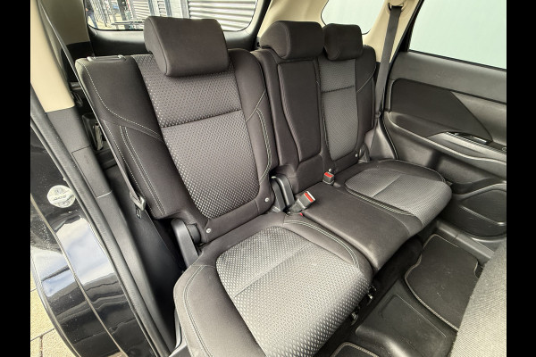 Mitsubishi Outlander BWJ 2021 | 2.4 225PK PHEV Pure | CLIMA | NAVI | STOELVERW | CAMERA A | CARPLAY |