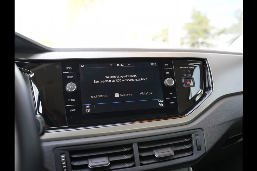 Volkswagen Polo 1.0 TSI Comfortline | DAB | Apple Carplay | Cruise control adaptief |