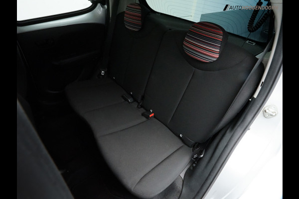 Citroën C1 1.0 VTi Feel (APPLE CARPLAY,PARKEERSENSOREN,LED VERLICHTING,CRUISE,AIRCO,COMFORT-STOELEN,TOPCONDITIE)