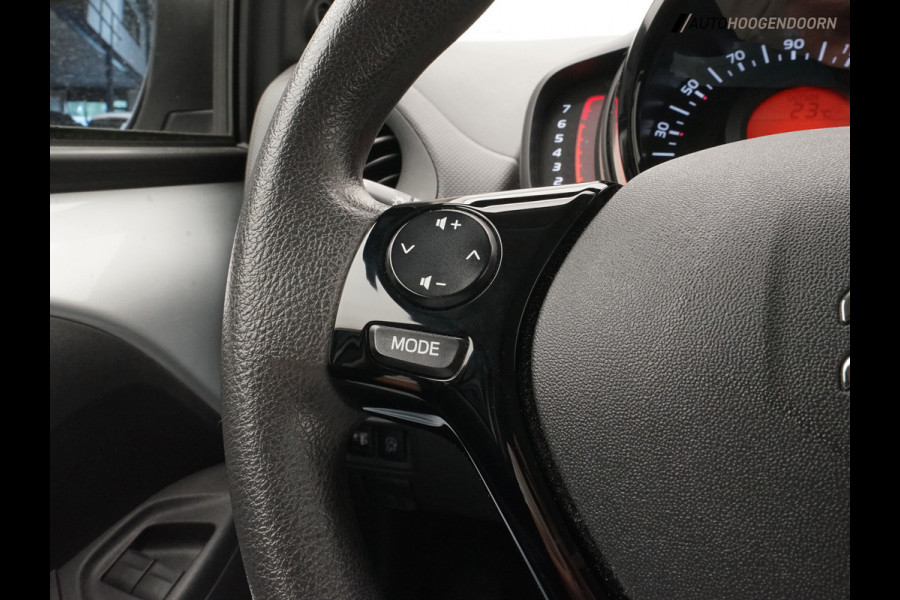 Citroën C1 1.0 VTi Feel (APPLE CARPLAY,PARKEERSENSOREN,LED VERLICHTING,CRUISE,AIRCO,COMFORT-STOELEN,TOPCONDITIE)
