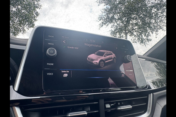 Volkswagen T-Roc 1.0 TSI R-Line Afneembare trekhaak | IQ Light | Carplay | Verwarmde voorstoelen | Acc | Pdc