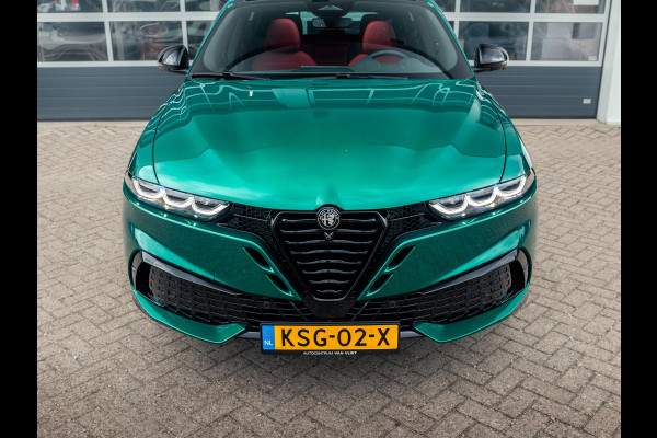 Alfa Romeo Tonale 1.3 Ibrida Plug-In Q4 270pk AWD Veloce | Teck Pack | Schuif/Kanteldak | Harman Kardon | 20"  | Bicolore