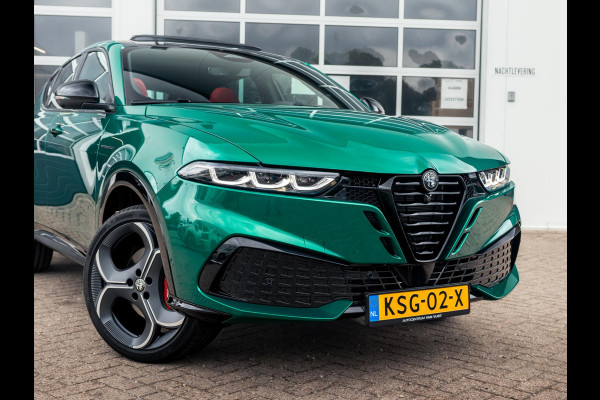 Alfa Romeo Tonale 1.3 Ibrida Plug-In Q4 270pk AWD Veloce | Teck Pack | Schuif/Kanteldak | Harman Kardon | 20"  | Bicolore
