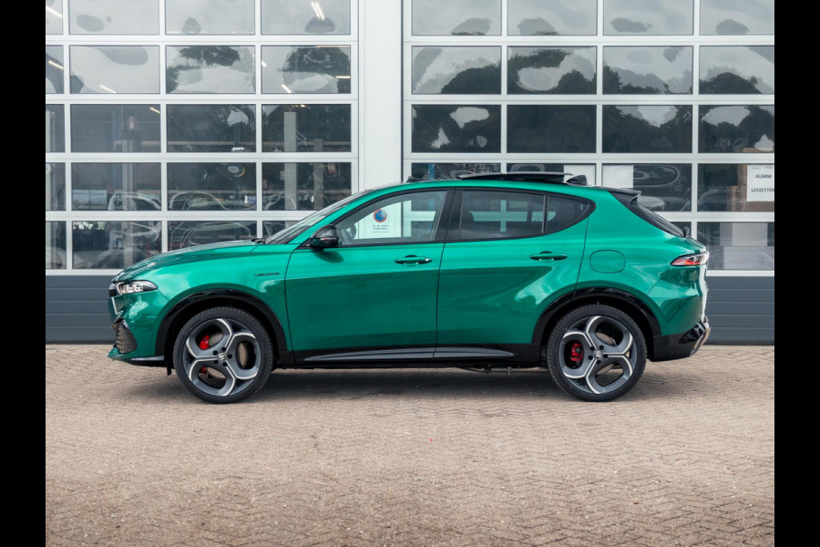 Alfa Romeo Tonale 1.3 Ibrida Plug-In Q4 270pk AWD Veloce | Teck Pack | Schuif/Kanteldak | Harman Kardon | 20"  | Bicolore