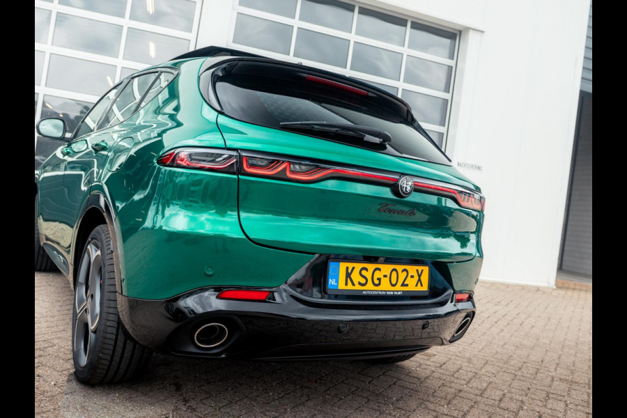 Alfa Romeo Tonale 1.3 Ibrida Plug-In Q4 270pk AWD Veloce | Teck Pack | Schuif/Kanteldak | Harman Kardon | 20"  | Bicolore