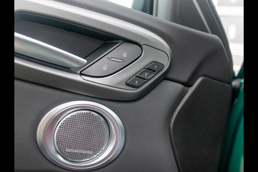 Alfa Romeo Tonale 1.3 Ibrida Plug-In Q4 270pk AWD Veloce | Teck Pack | Schuif/Kanteldak | Harman Kardon | 20"  | Bicolore