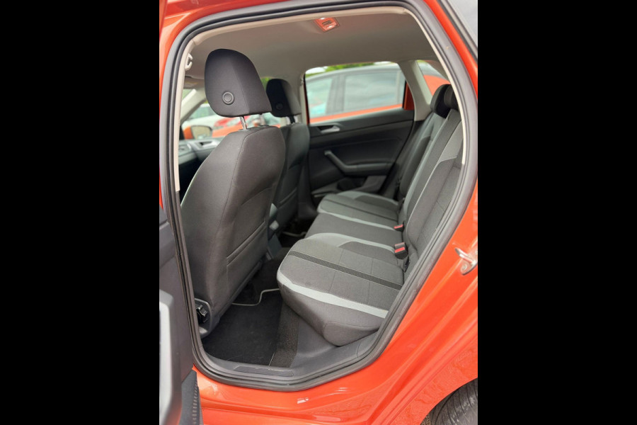 Volkswagen Polo 1.0 TSI Highline|ORANGE|HIGHLINE|VIRITUEEL|AUTOMAAT|NAVI|AIRCO|NL|