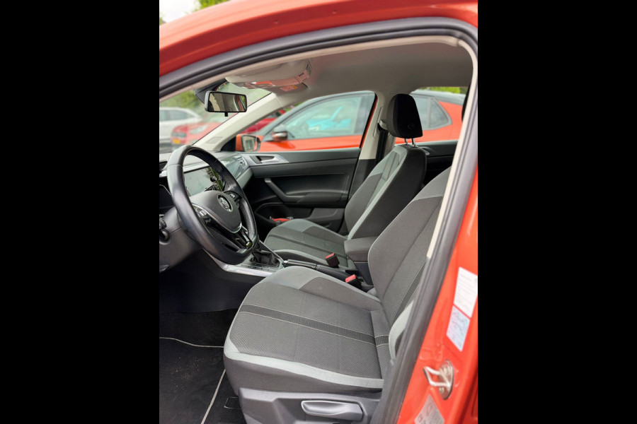Volkswagen Polo 1.0 TSI Highline|ORANGE|HIGHLINE|VIRITUEEL|AUTOMAAT|NAVI|AIRCO|NL|